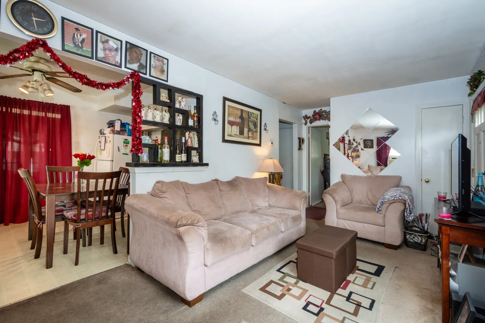 276 Hickory Lane IL