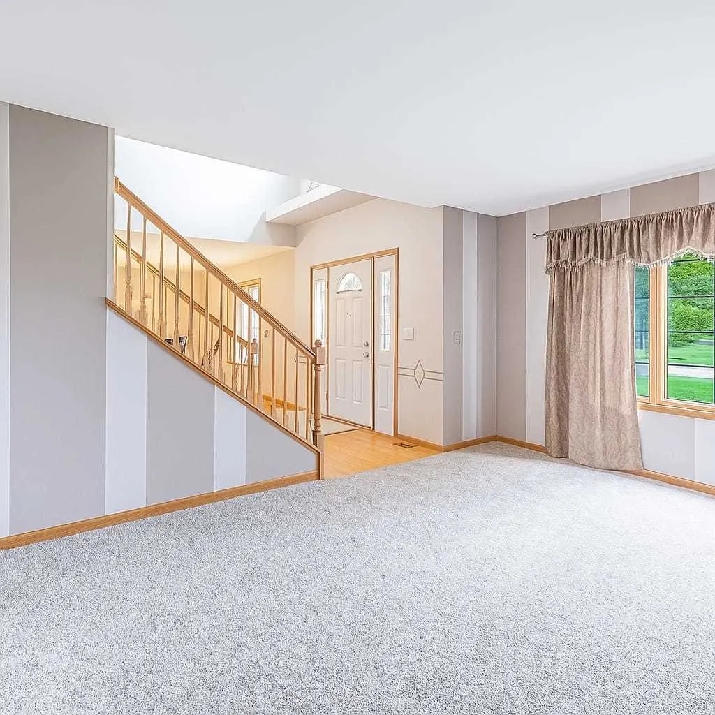 450 Kingston Drive IL