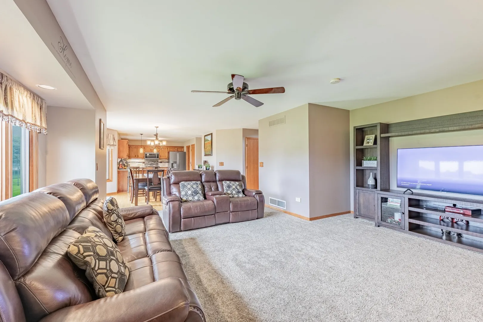 450 Kingston Drive IL