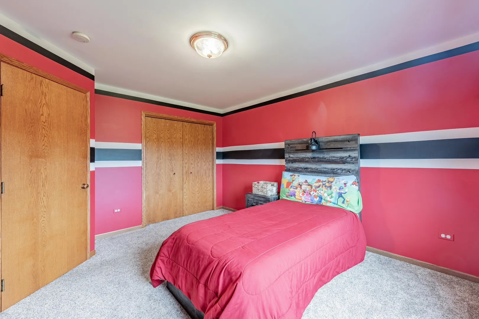 450 Kingston Drive IL