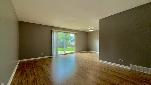 9117 Barberry Lane IL