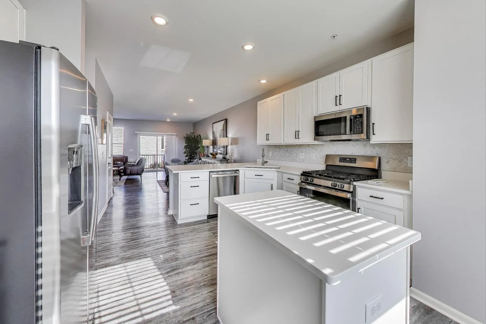 2376 Southwind Boulevard IL