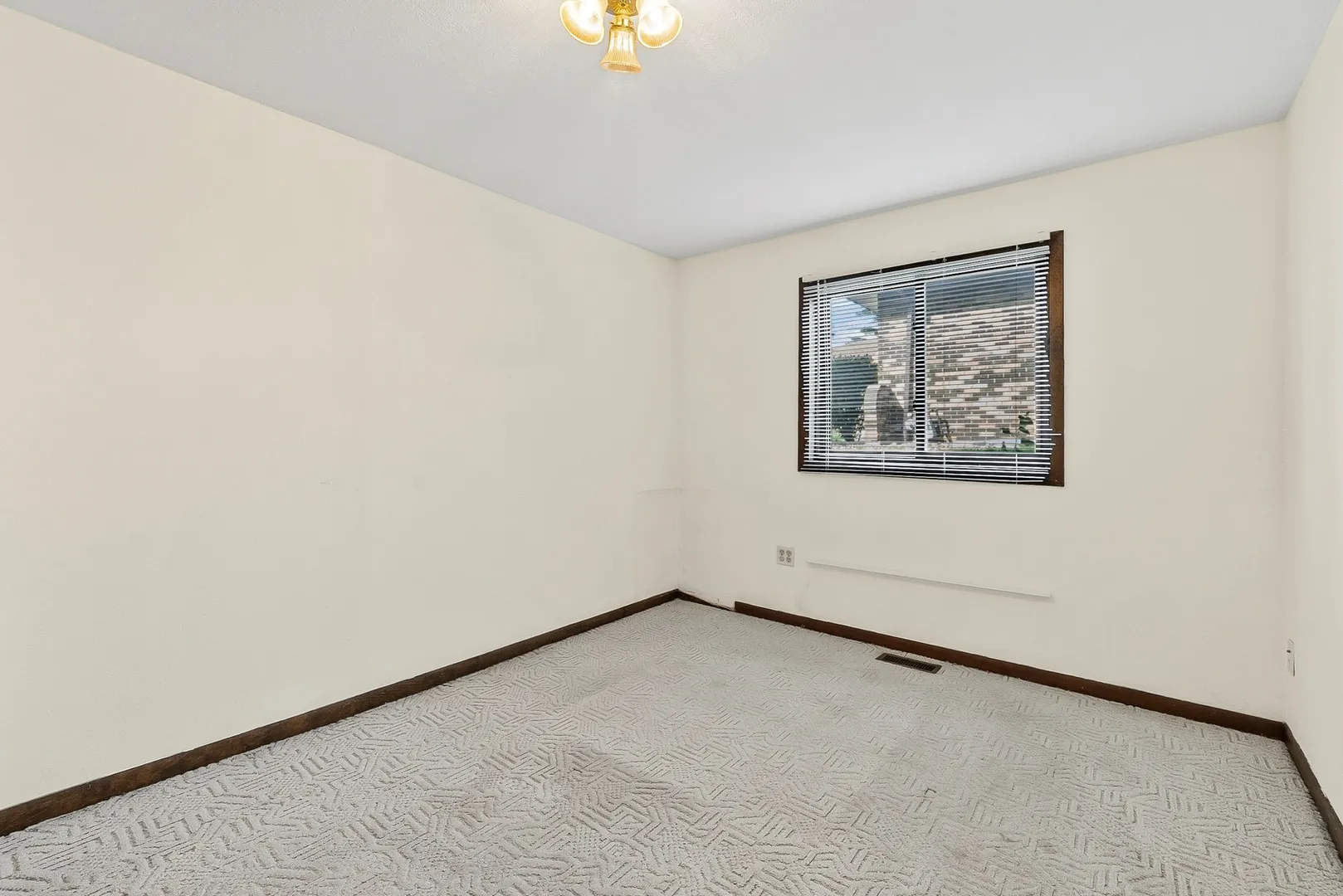 14405 Creekwood Drive IL