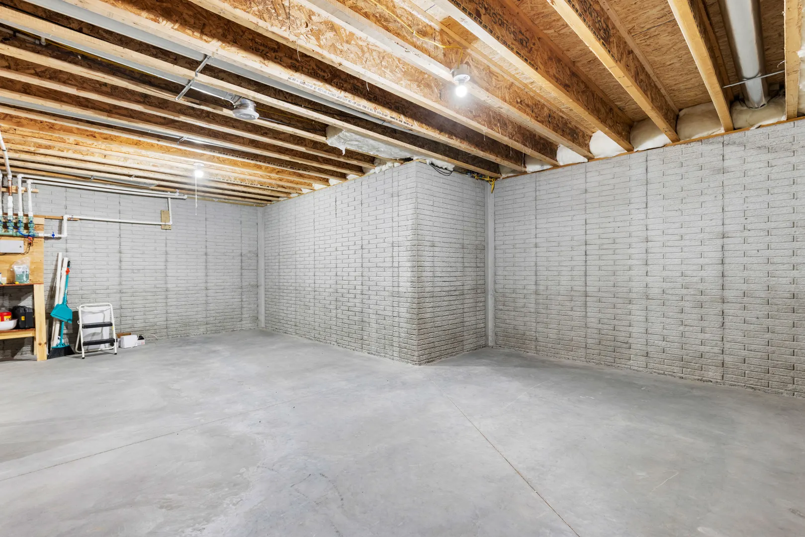 113 Taylor Lane IL