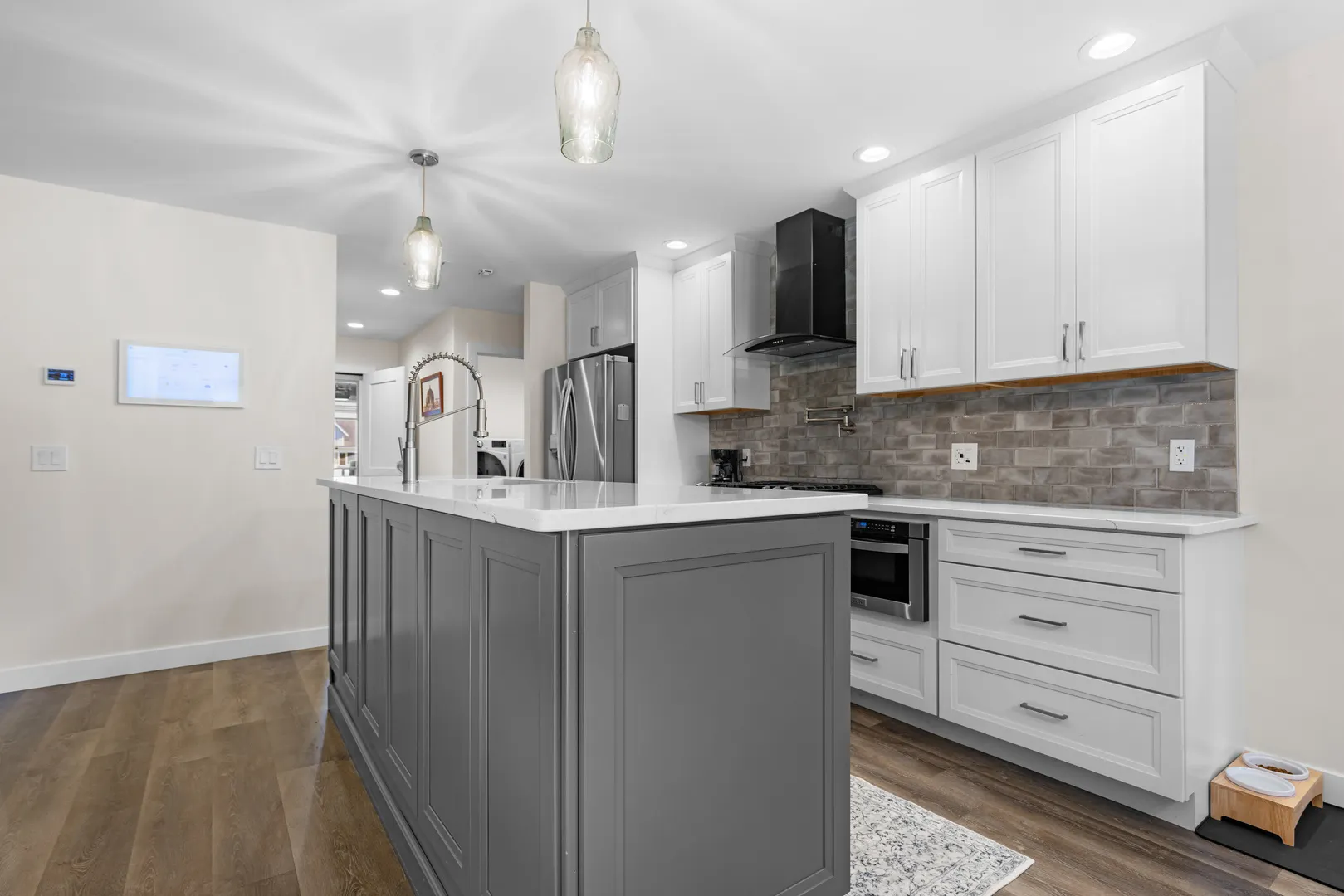 113 Taylor Lane IL