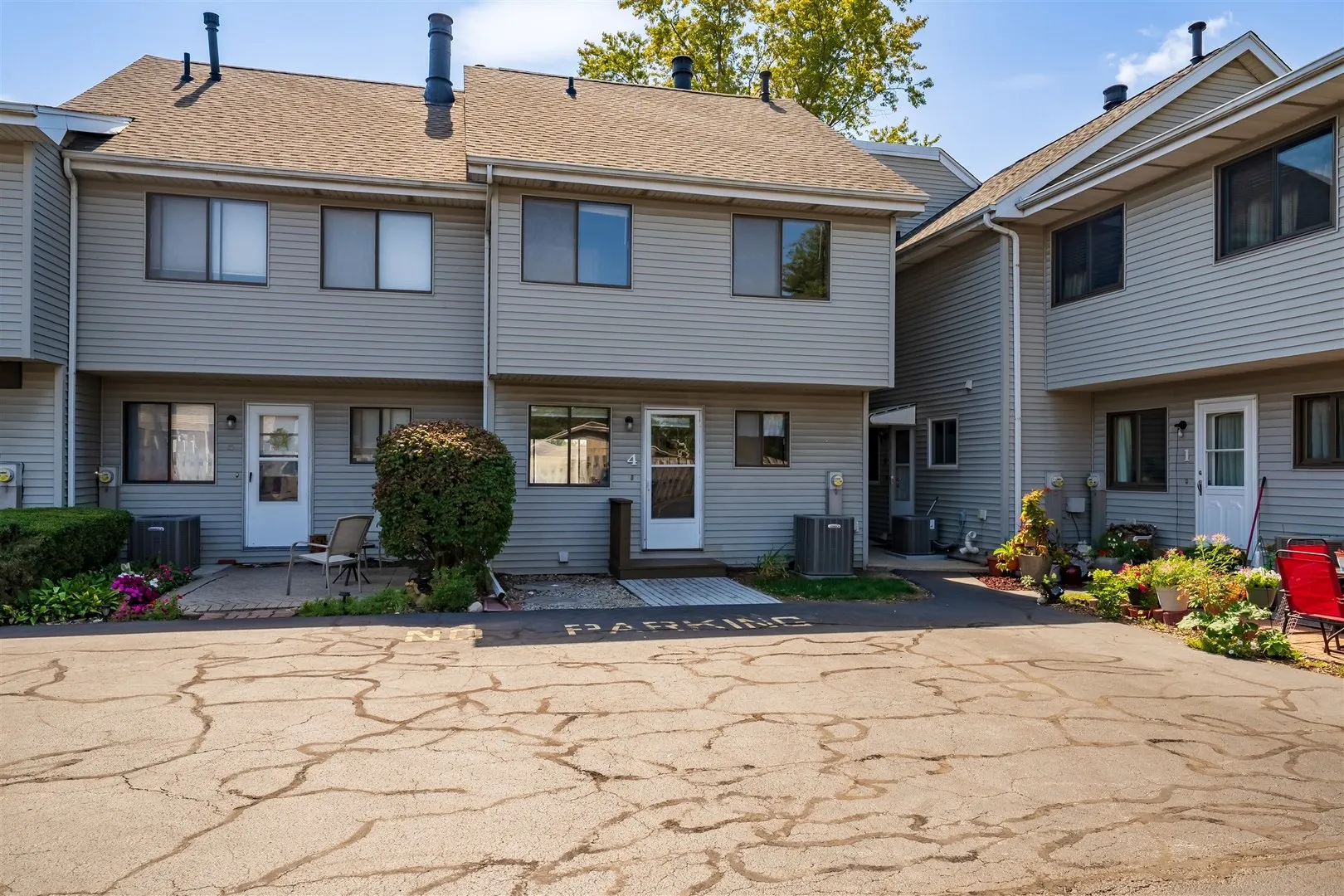 1402 Keller Road 4 IL