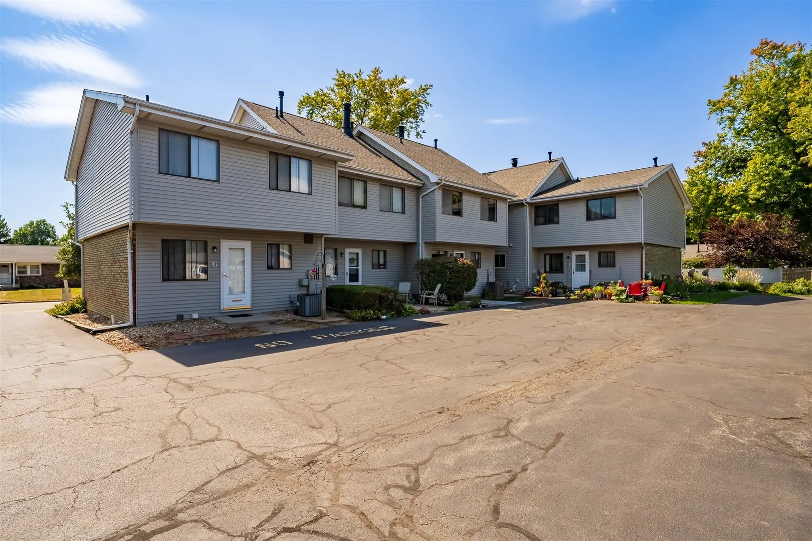 1402 Keller Road 4 IL