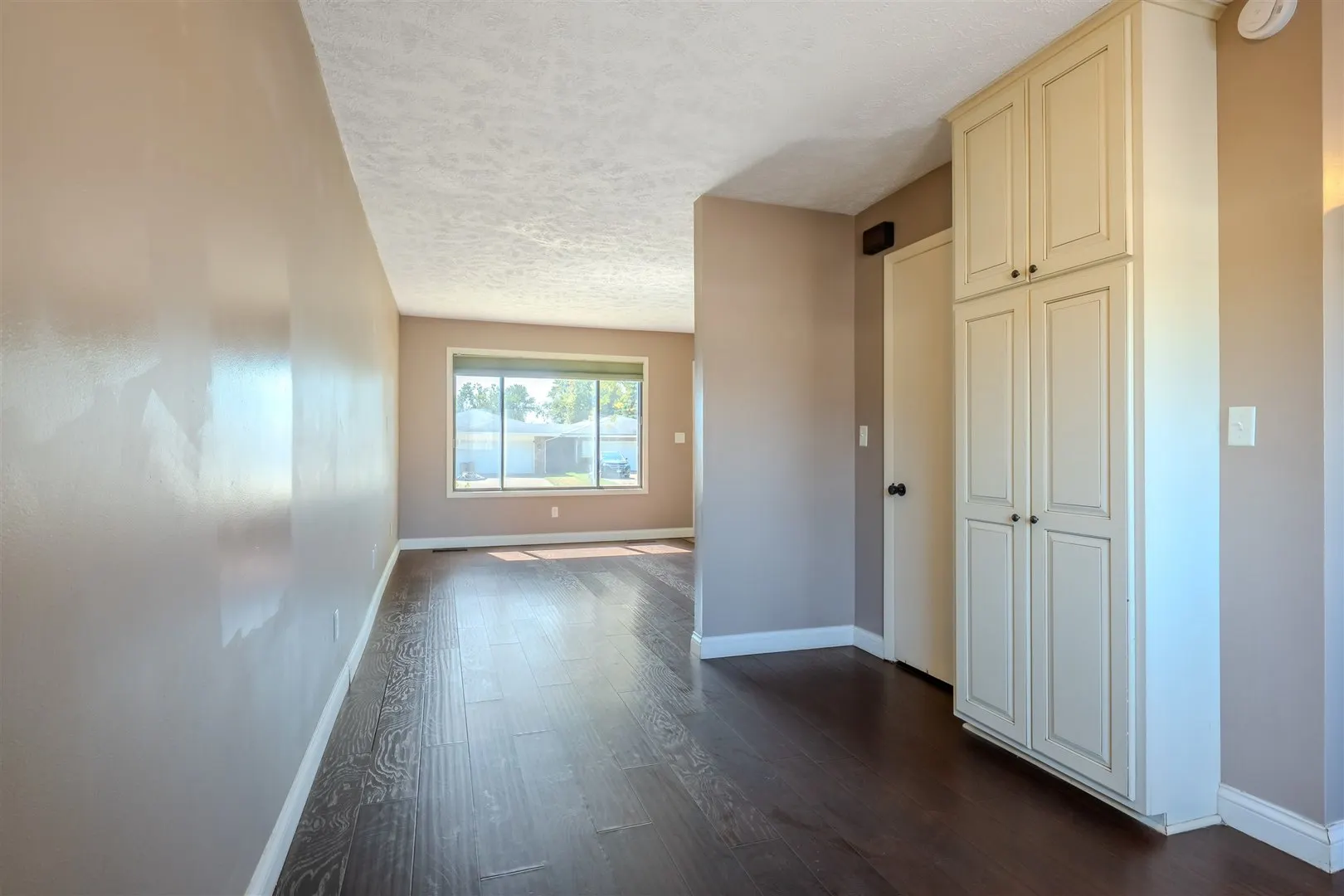 1402 Keller Road 4 IL