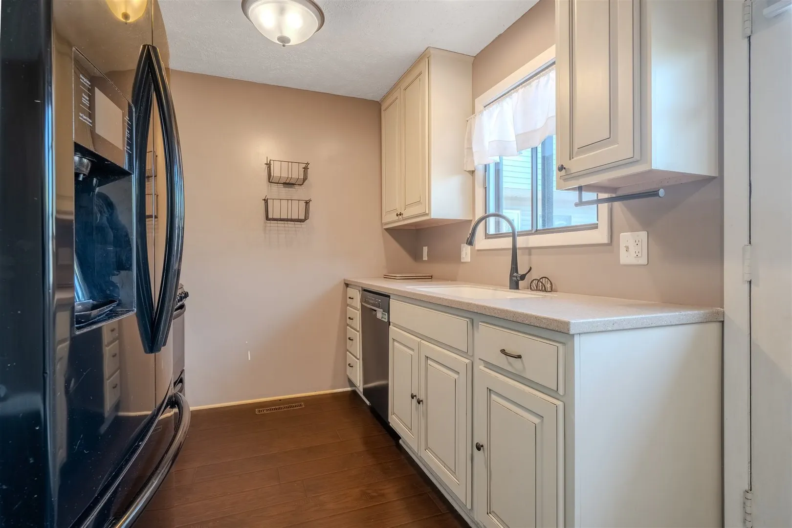 1402 Keller Road 4 IL