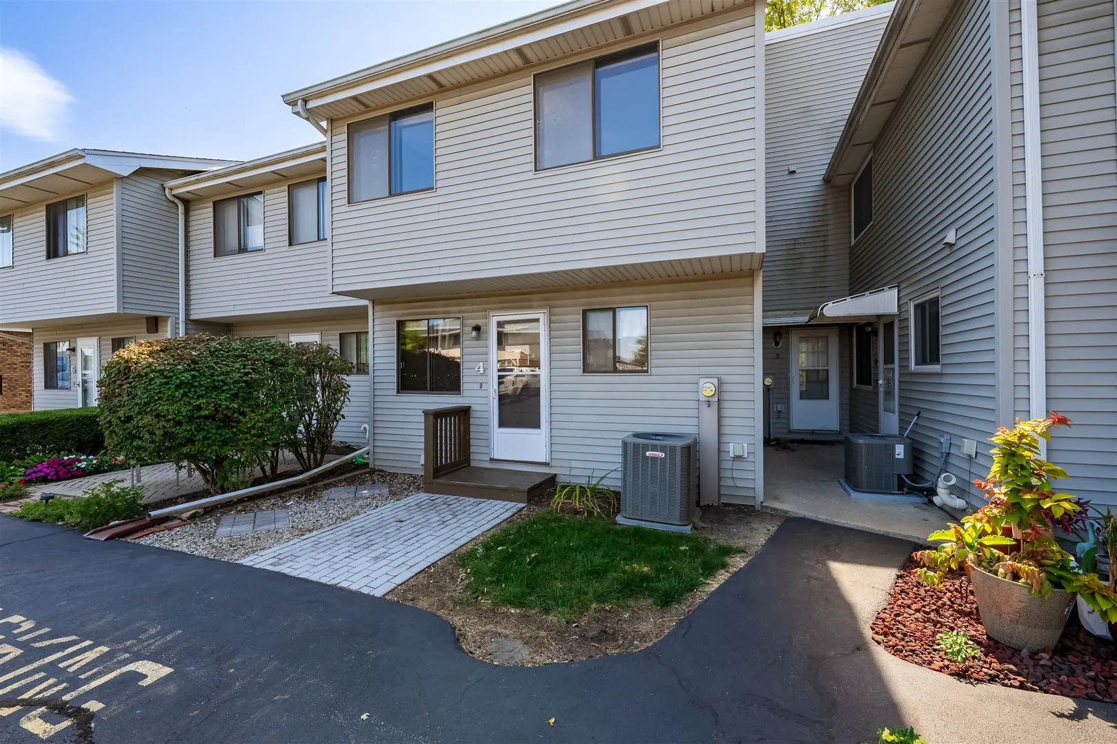 1402 Keller Road 4 IL