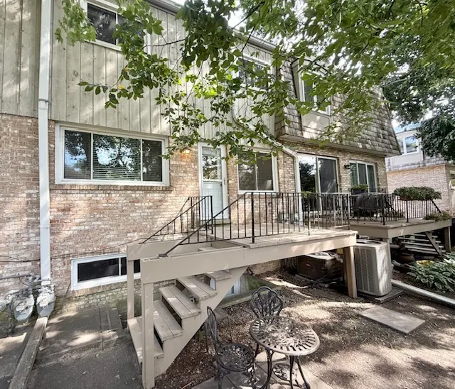 1924 Wilmette Avenue D IL
