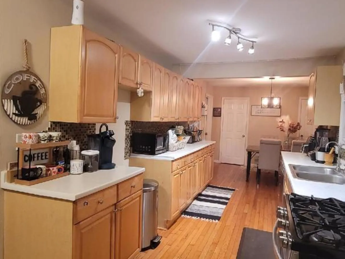 6N897 Roosevelt Avenue IL