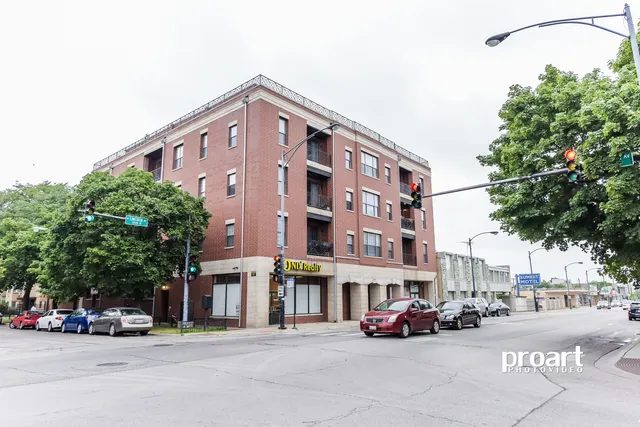 5300 N LINCOLN Avenue 4A IL