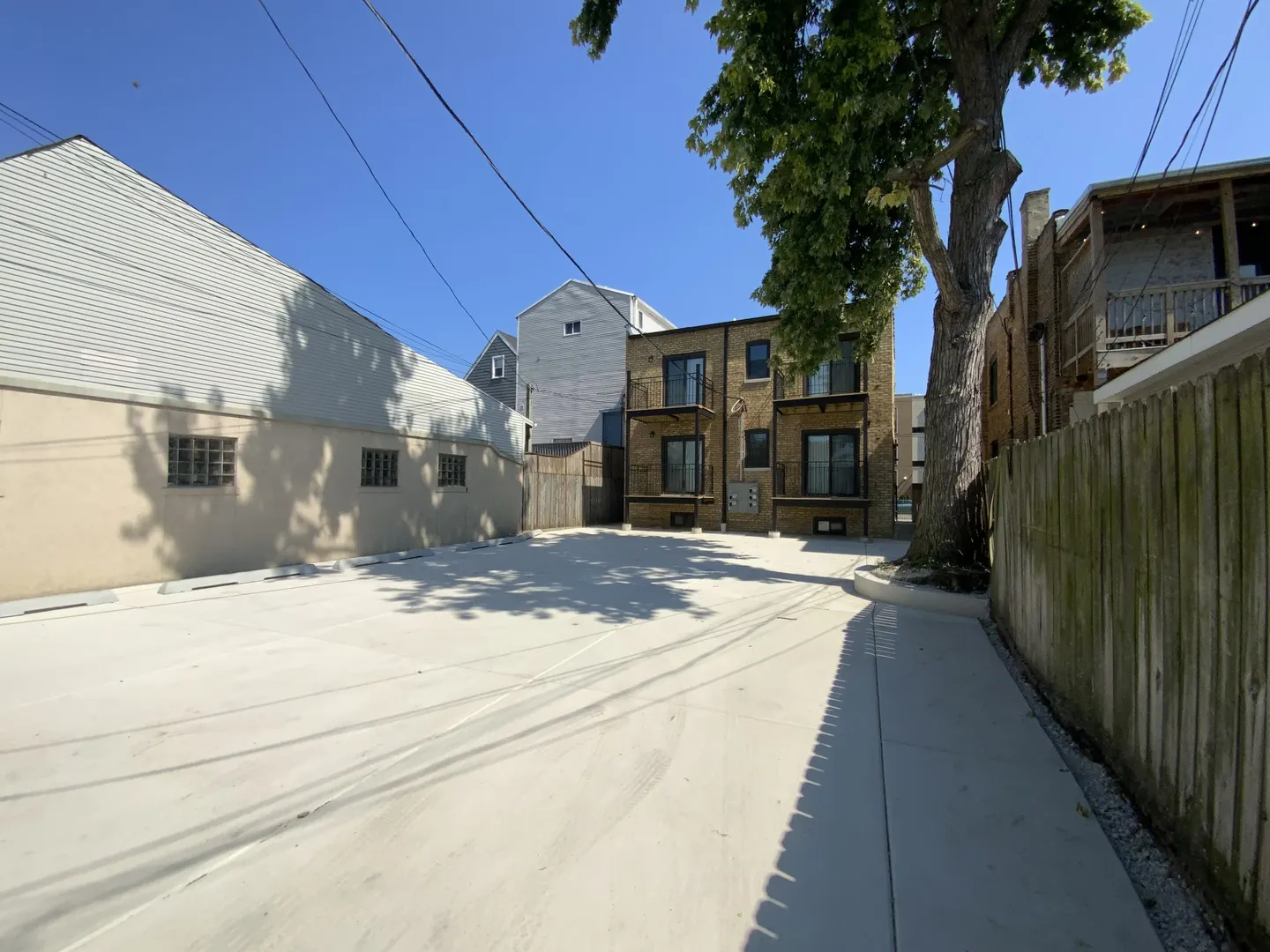 3014 N California Avenue 2FE IL