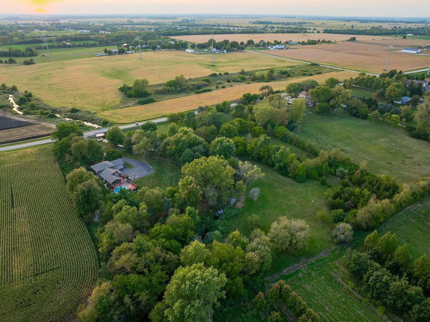 26065 S Schoolhouse Road IL