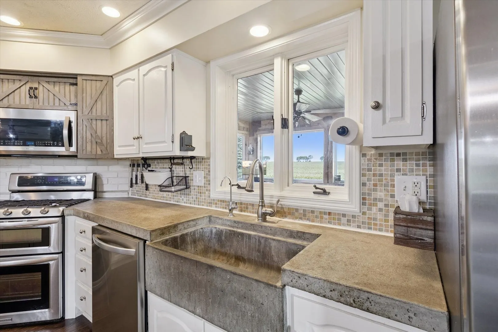 8548 E Edwardsville Road IL