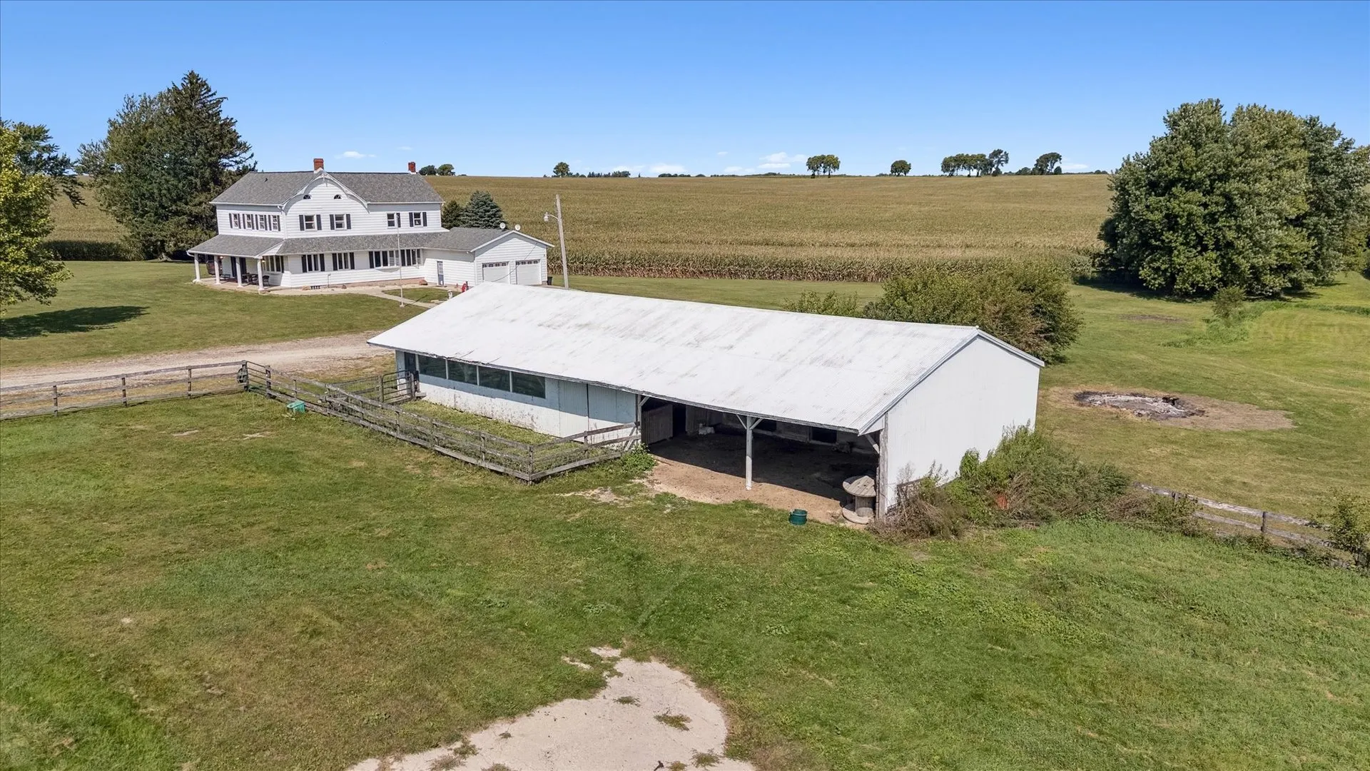 8548 E Edwardsville Road IL