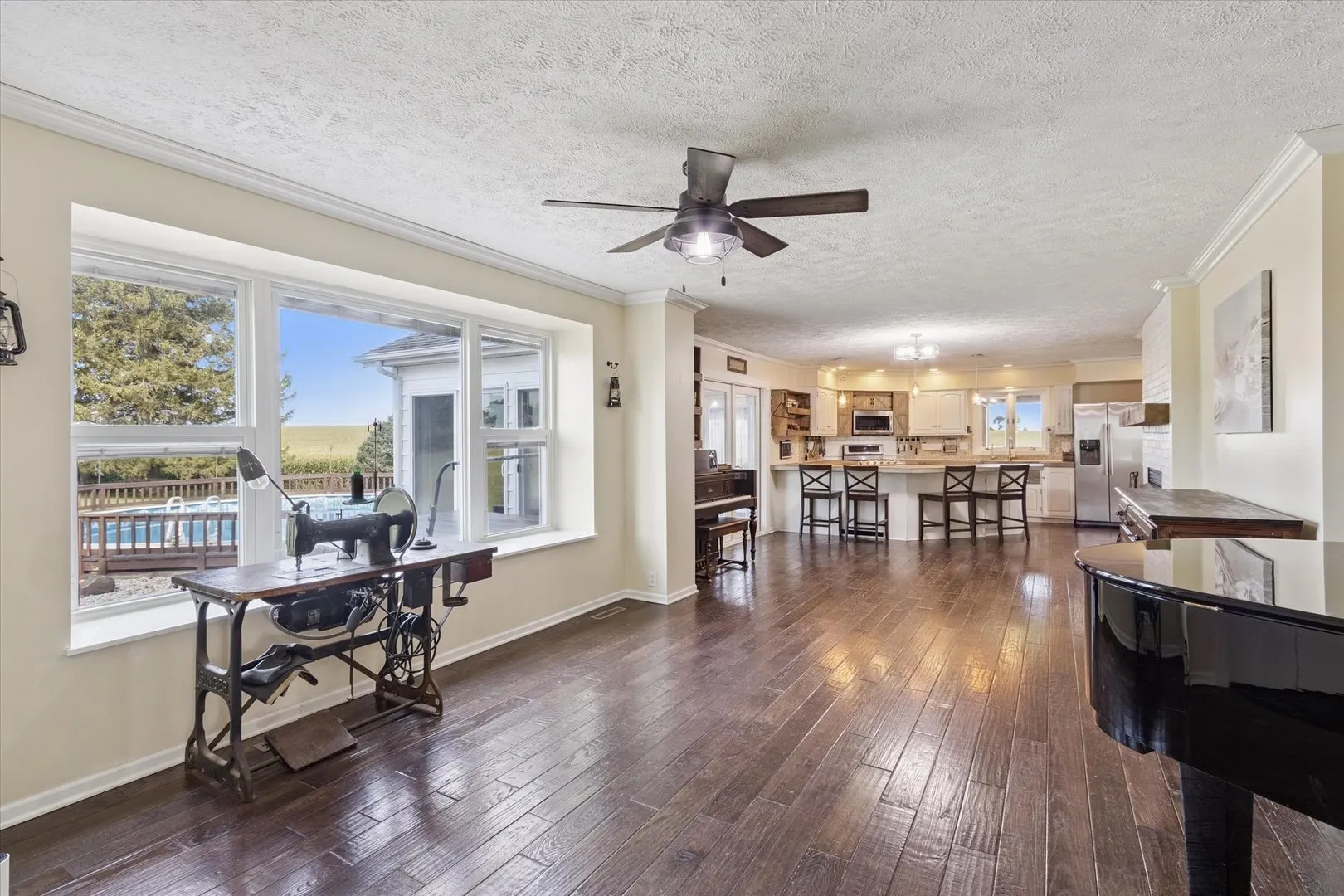 8548 E Edwardsville Road IL