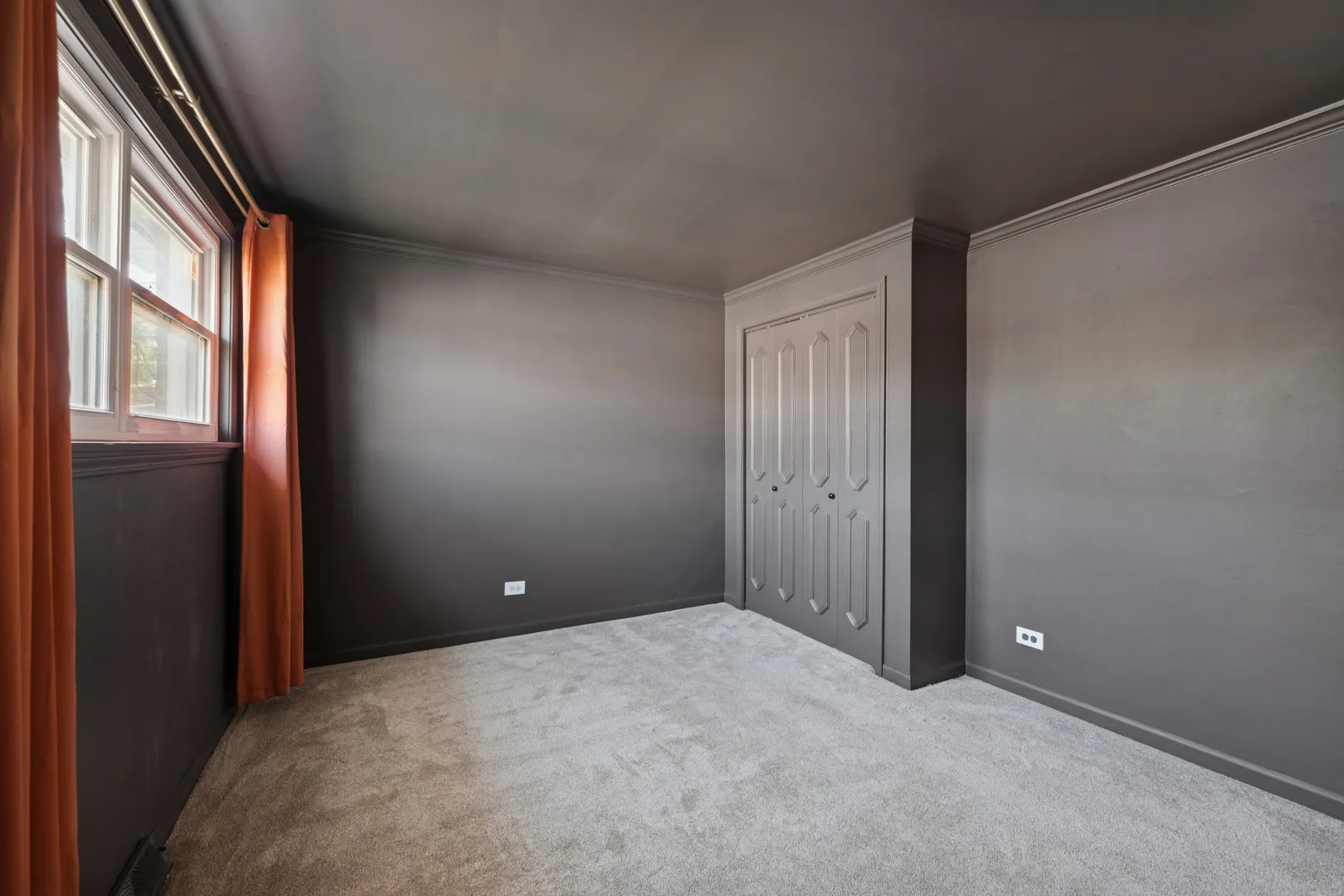 221 Linn Court D IL