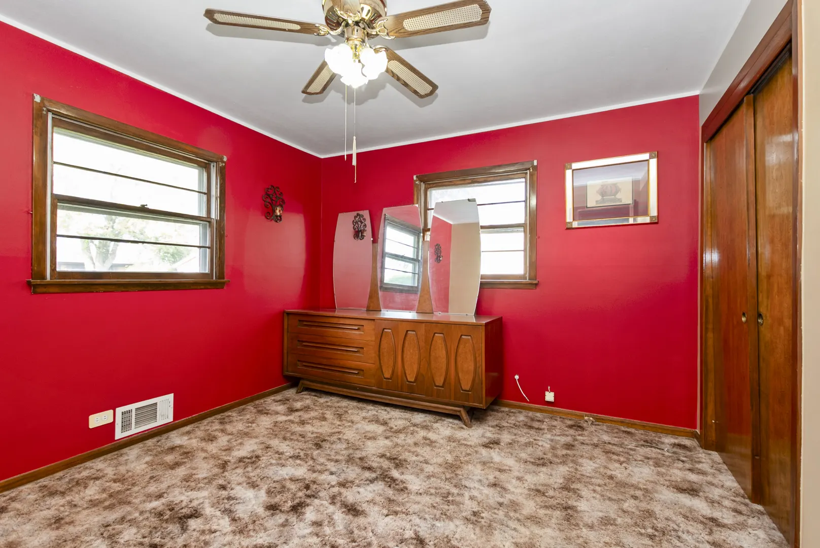 7837 W 82nd Place IL