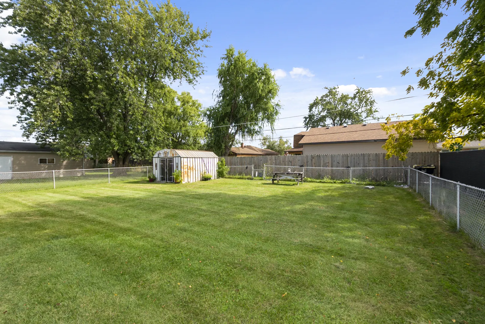 7837 W 82nd Place IL