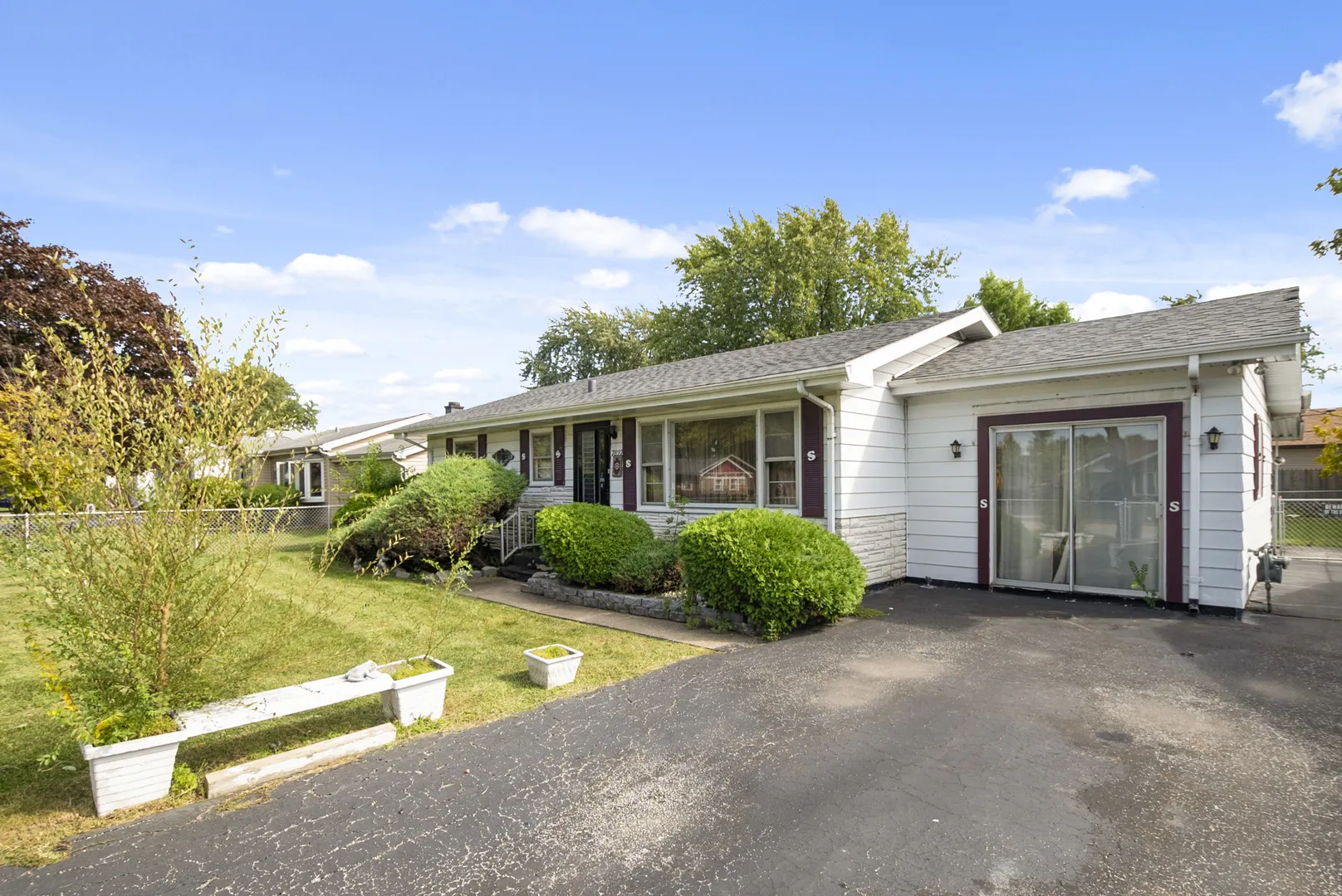 7837 W 82nd Place IL