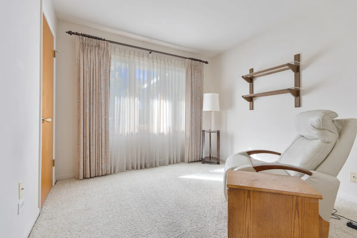 522 Edgewood Lane IL