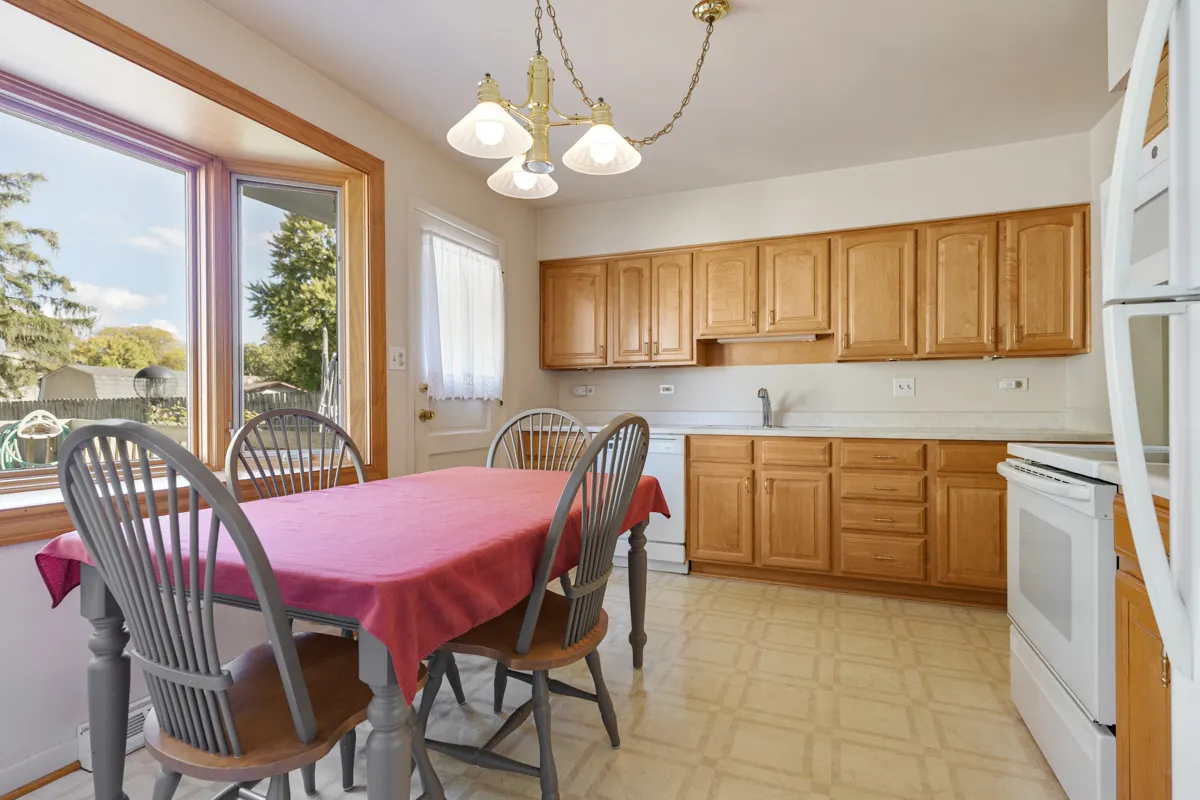 522 Edgewood Lane IL