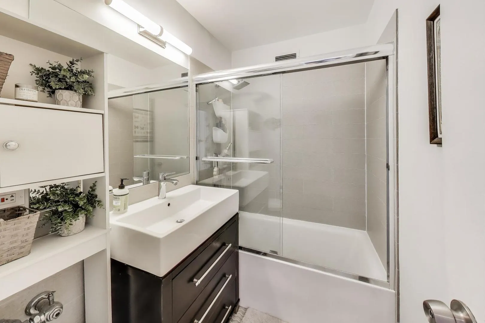 1000 N Lake Shore Drive 804 IL