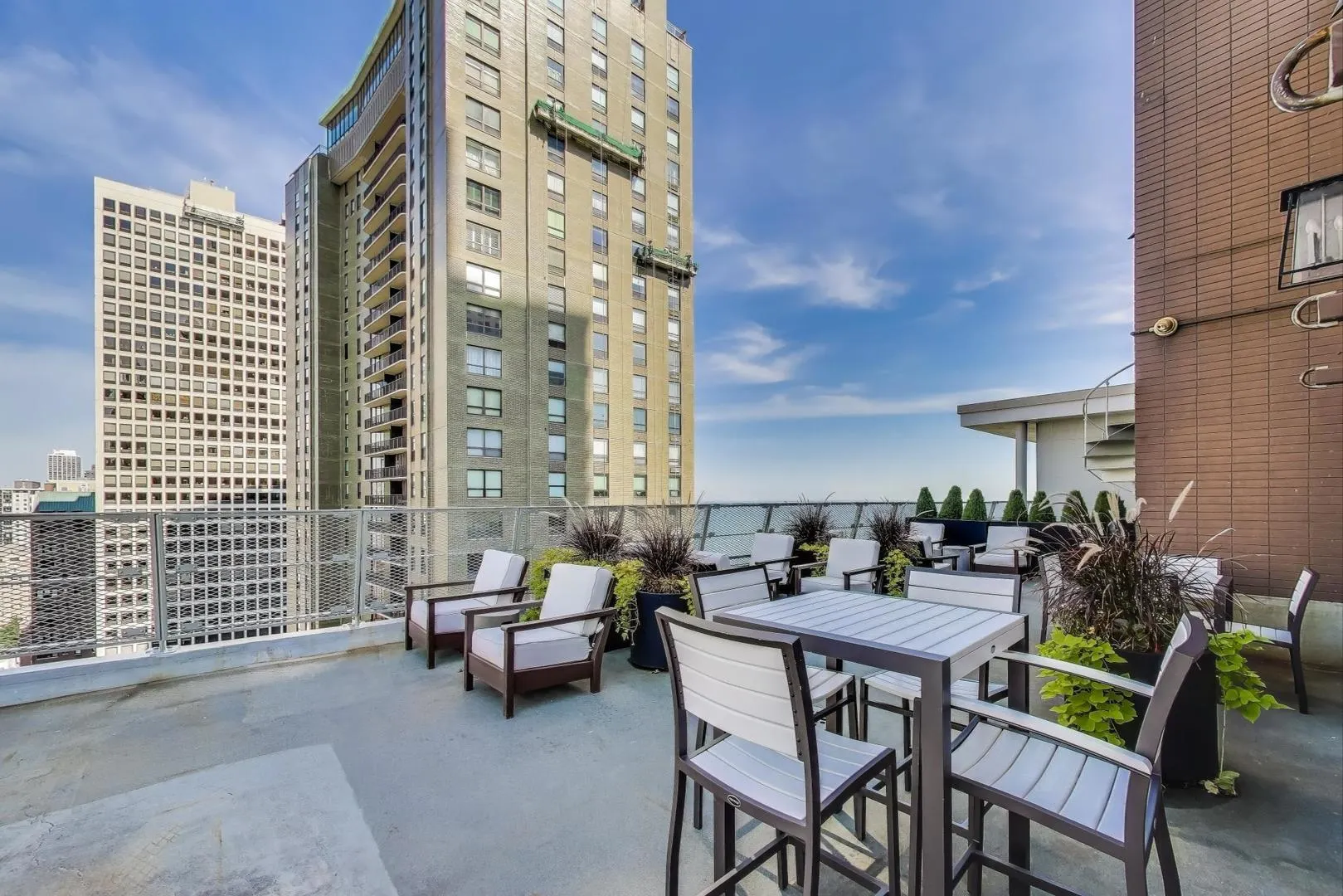 1000 N Lake Shore Drive 804 IL