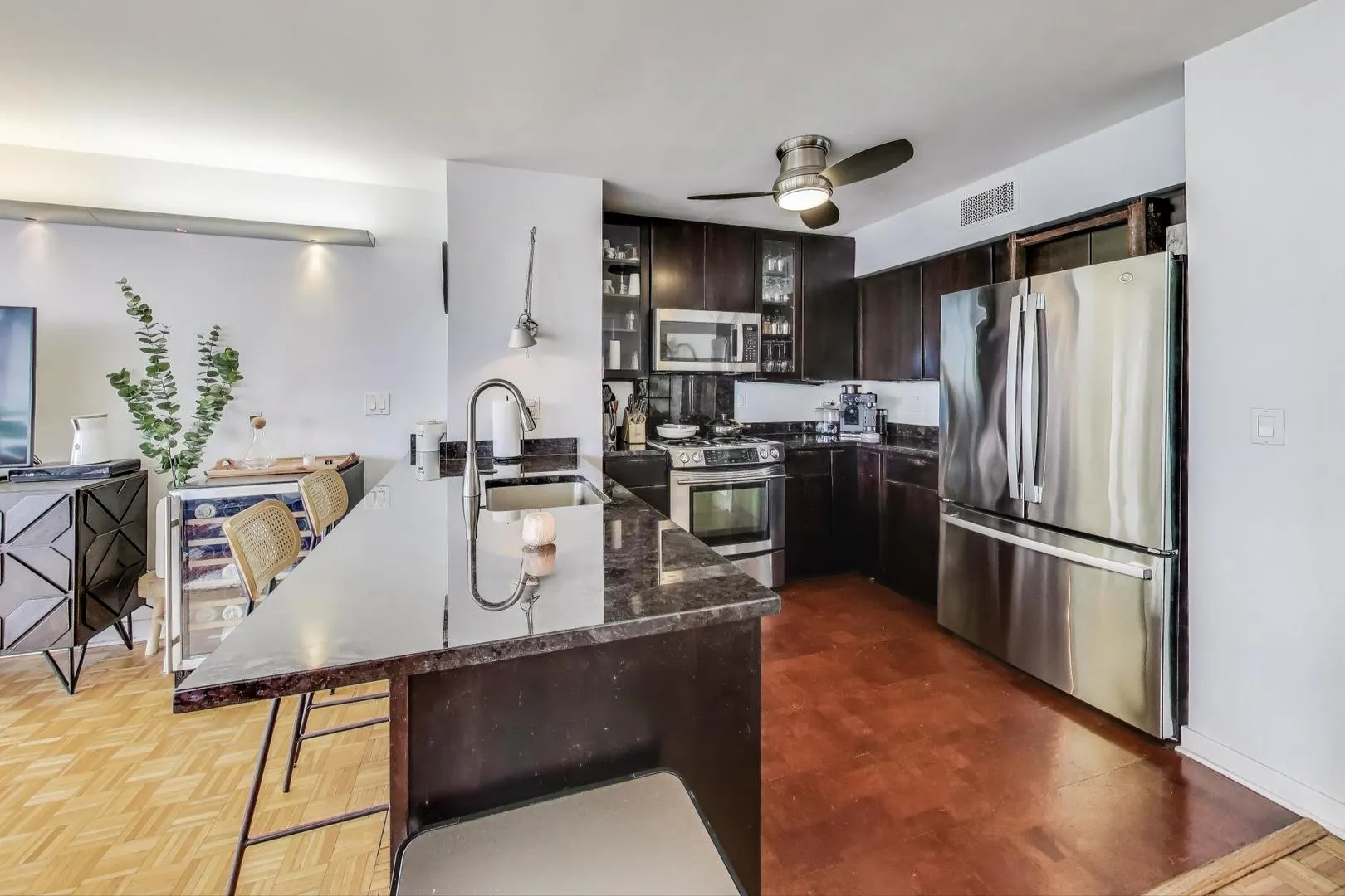 1000 N Lake Shore Drive 804 IL
