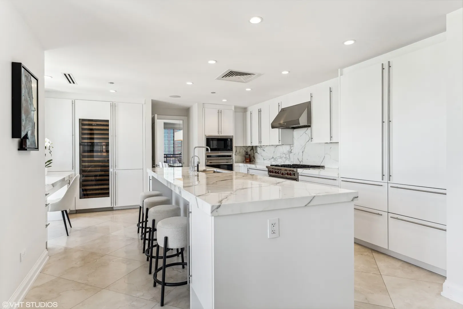 11 E Walton Street 4202 IL