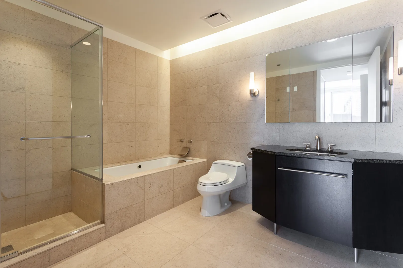 401 N Wabash Avenue 36I IL