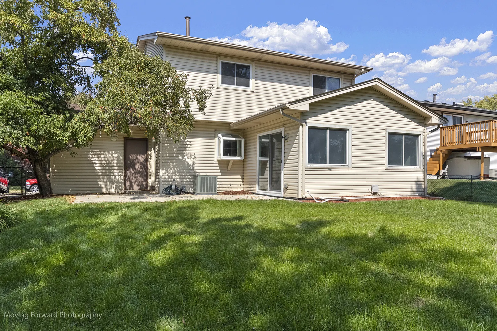 25 W Wrightwood Avenue IL