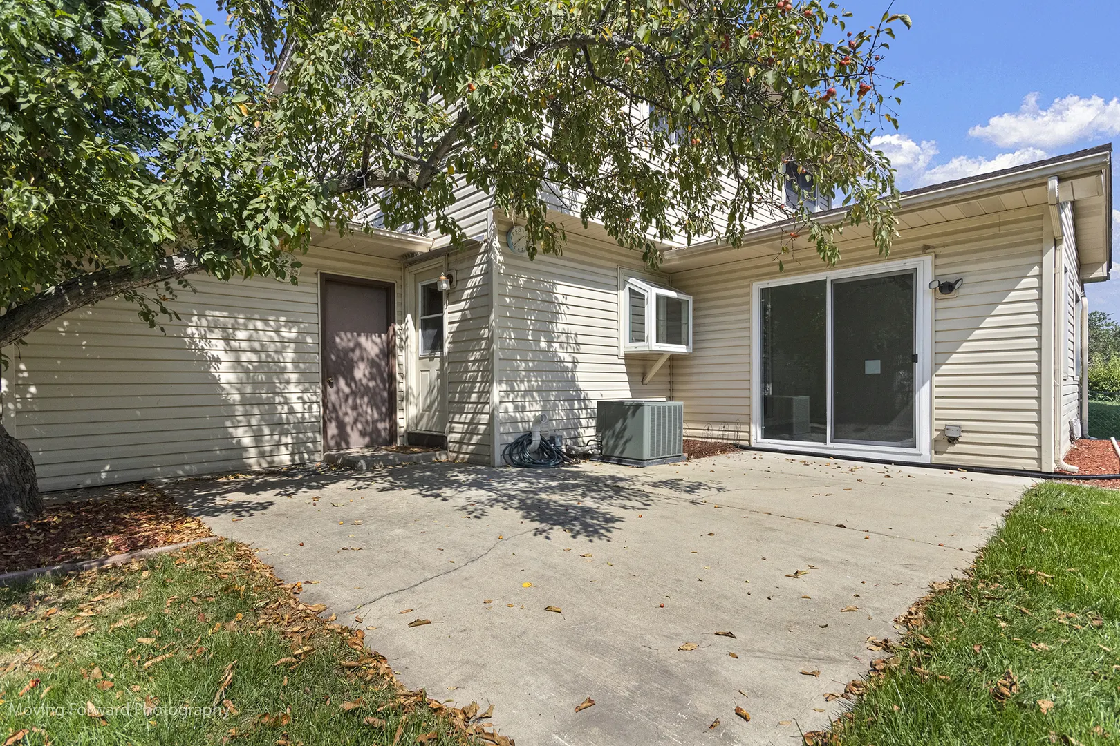 25 W Wrightwood Avenue IL
