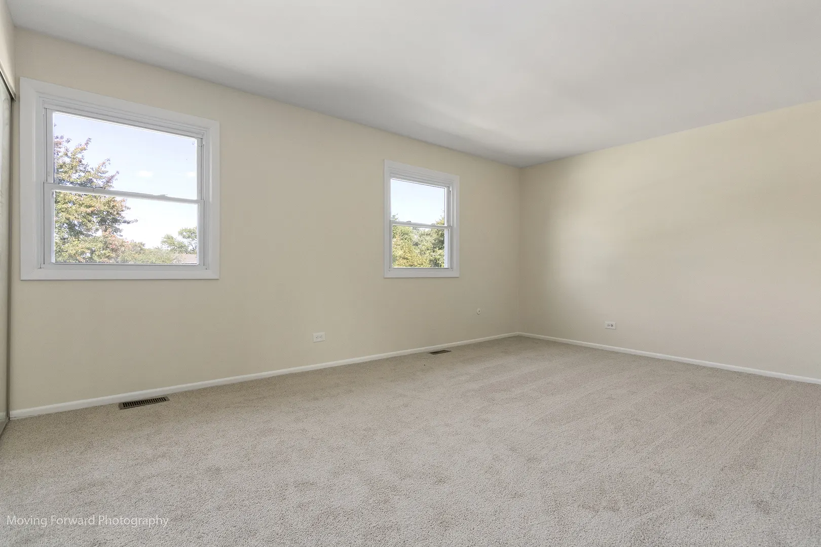25 W Wrightwood Avenue IL