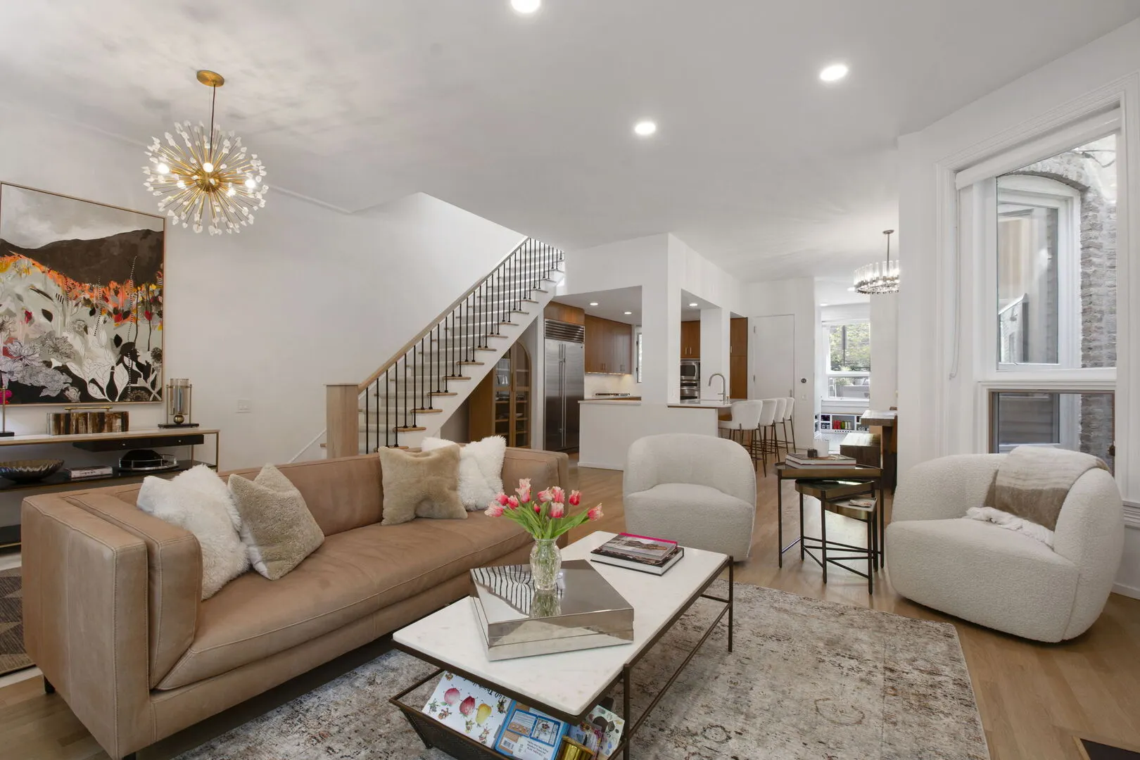 2249 N Geneva Terrace IL