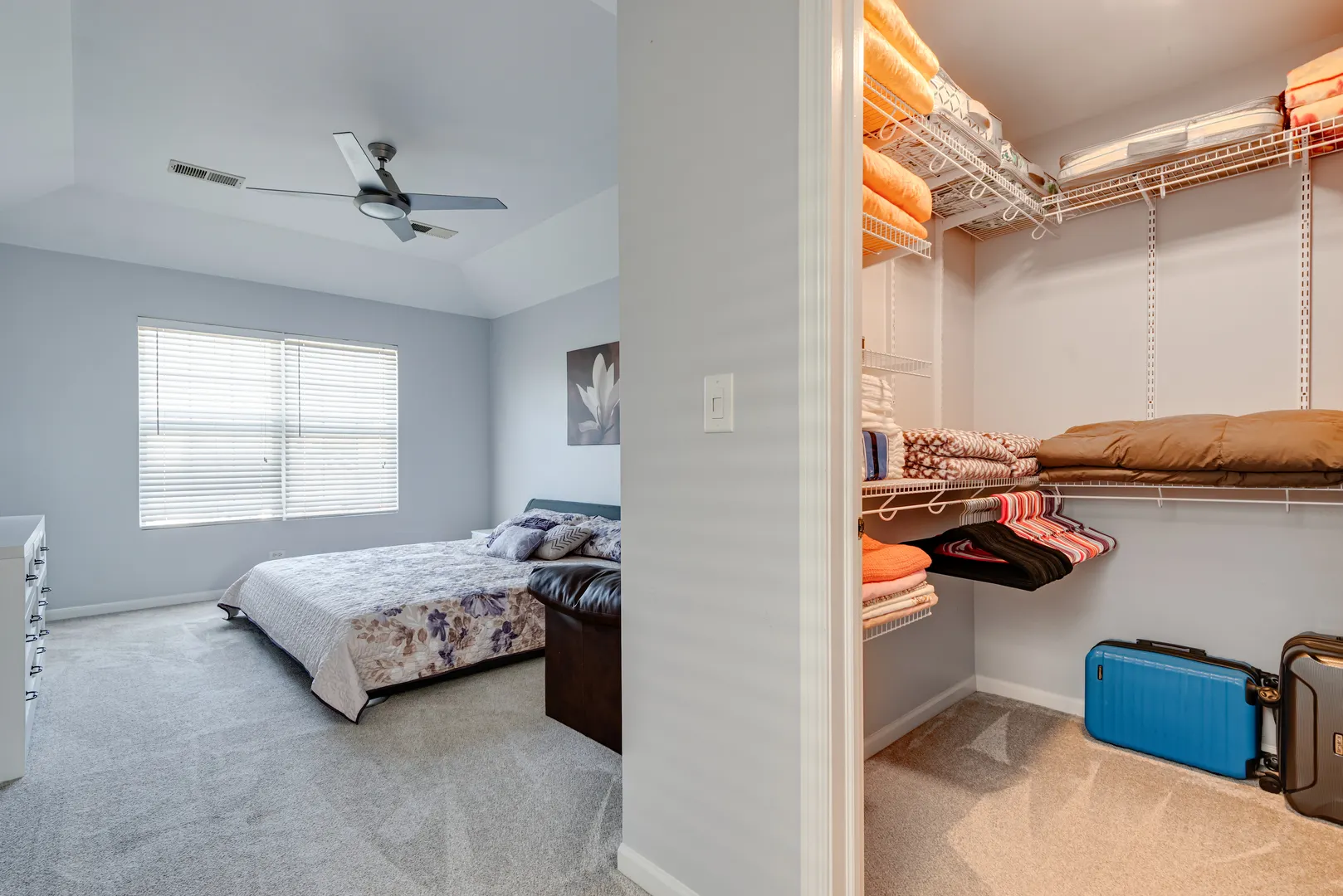 24043 W Pear Tree Circle IL