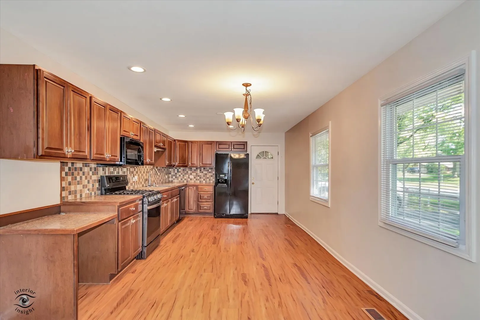 21946 Merrill Avenue IL