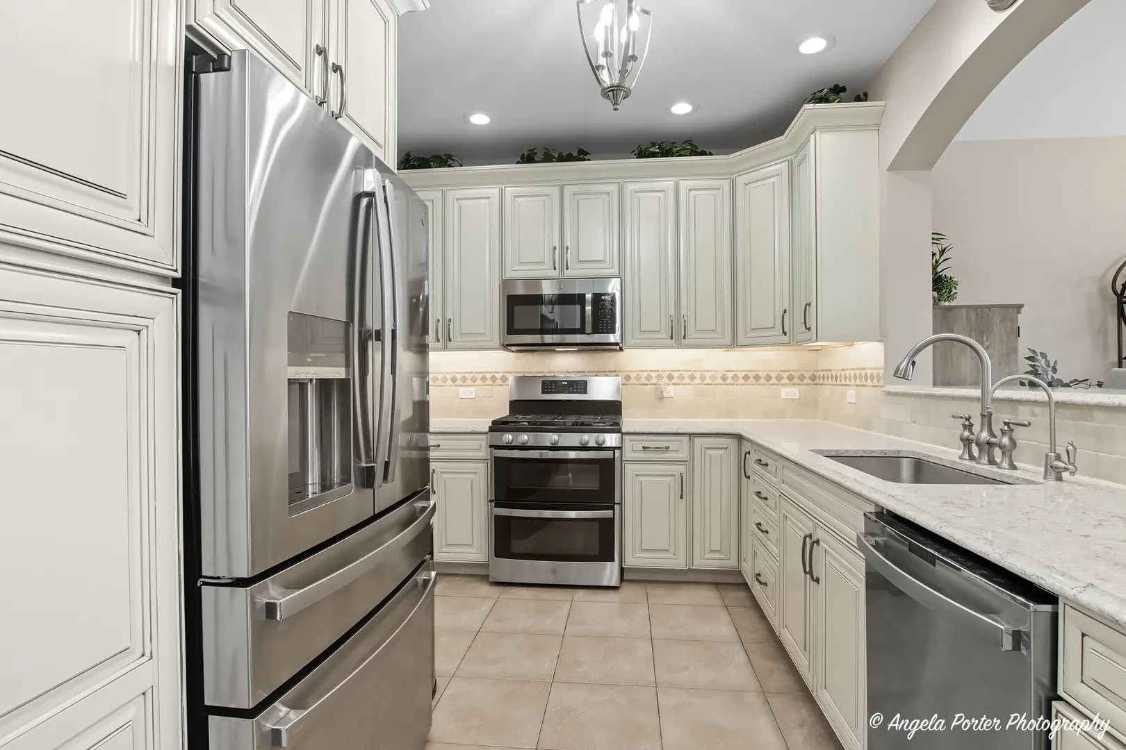 1020 Inverness Drive IL