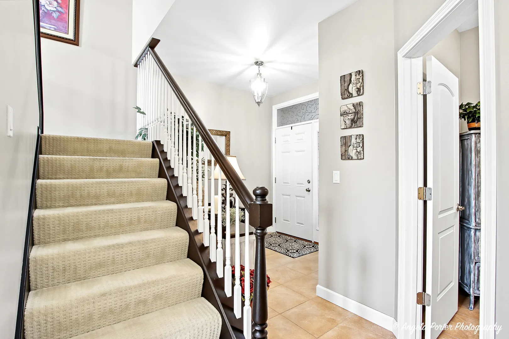 1020 Inverness Drive IL