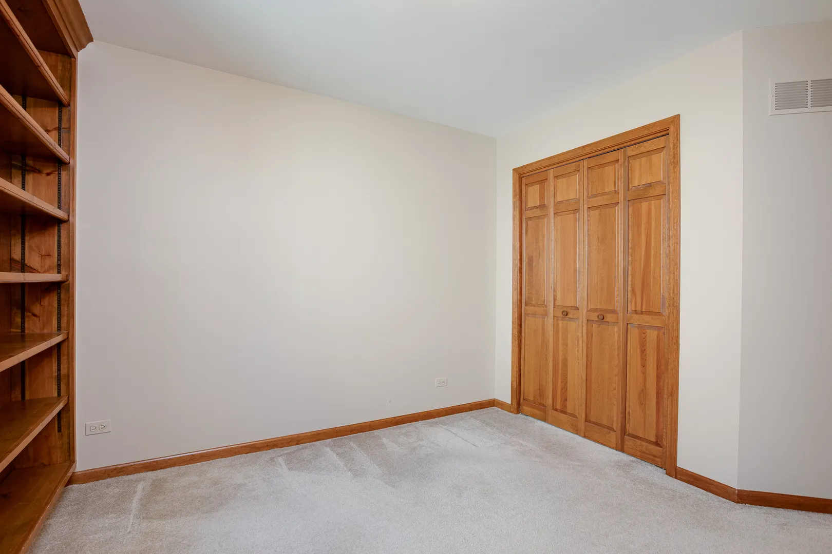 27W277 Waterford Drive IL