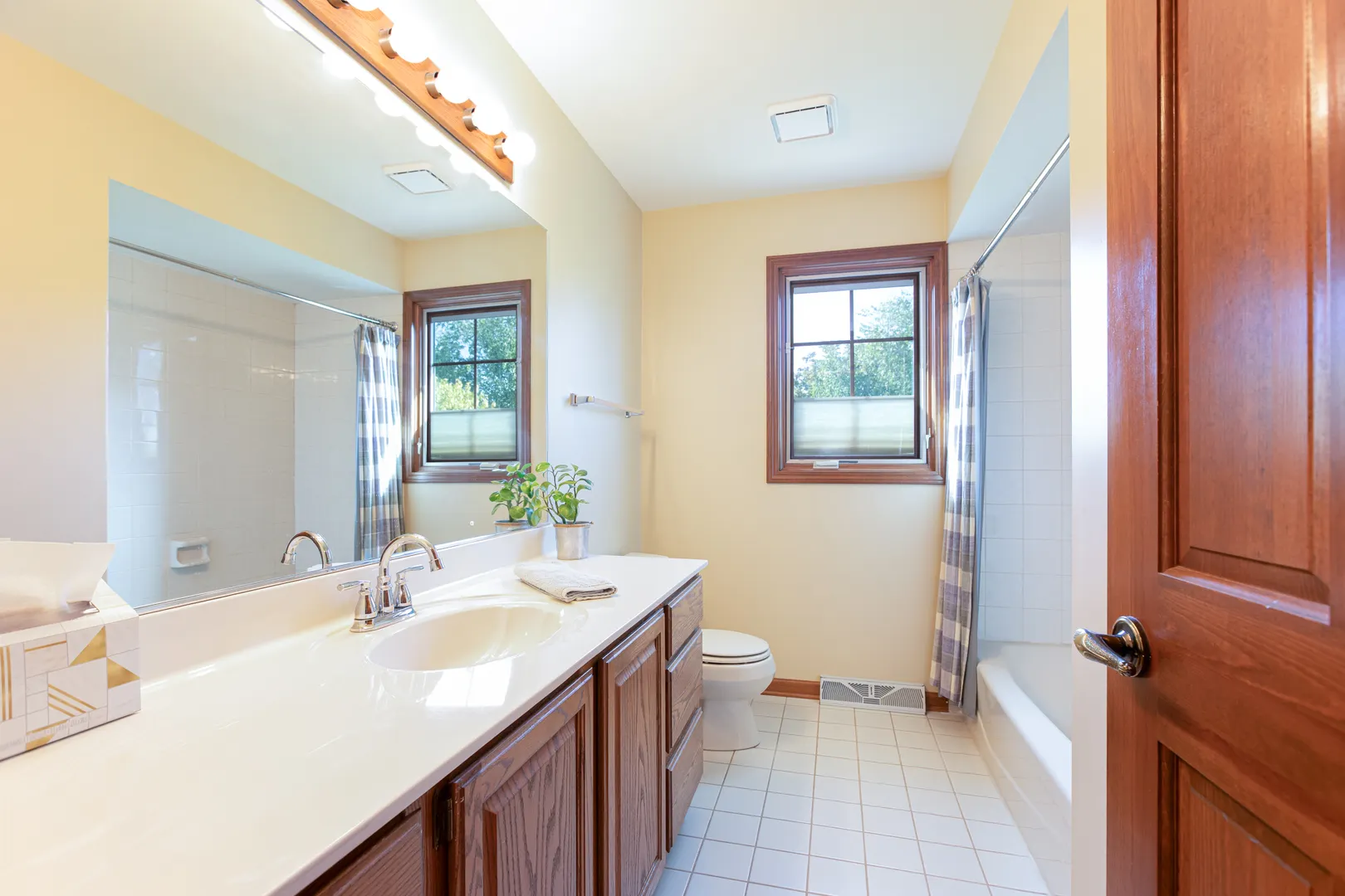 27W277 Waterford Drive IL
