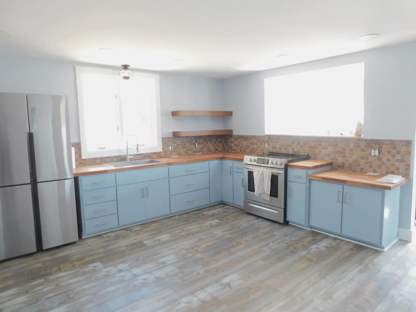 1715 8th Street IL