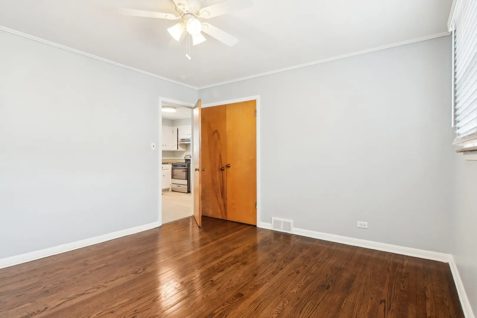 737 S Jackson Street IL