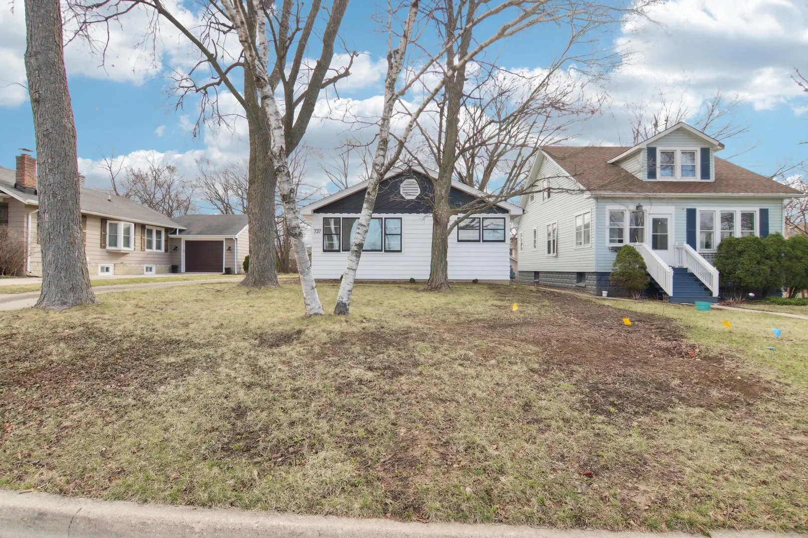 737 S Jackson Street IL