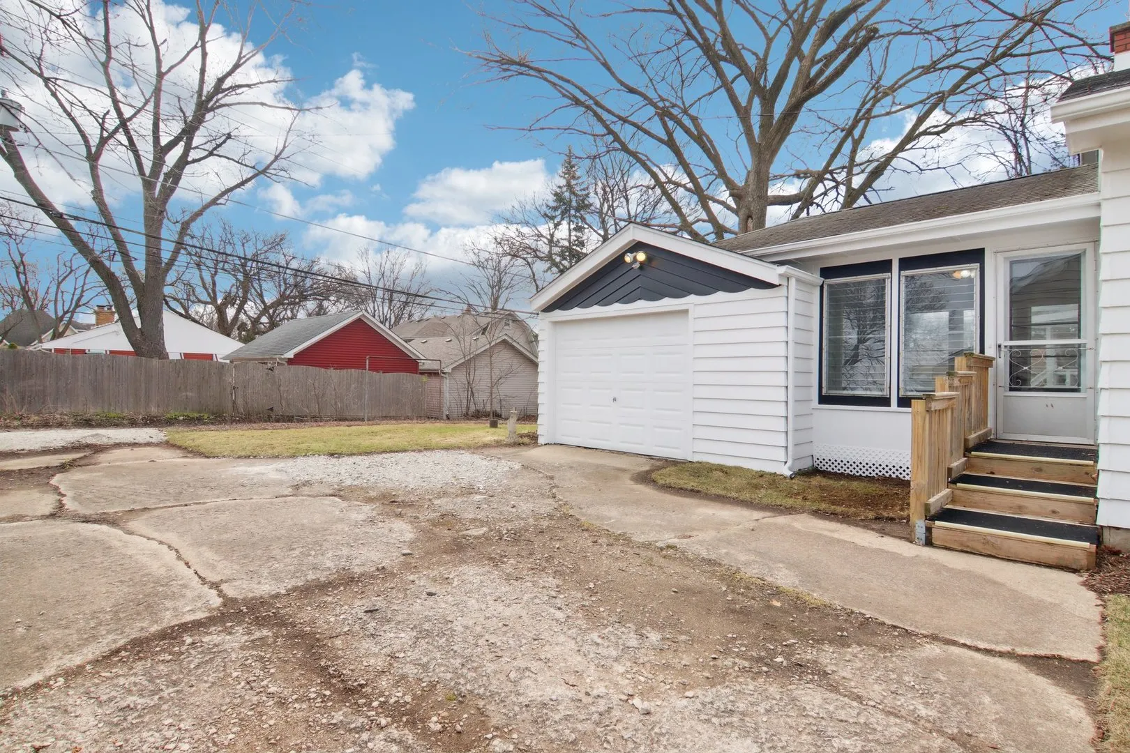 737 S Jackson Street IL