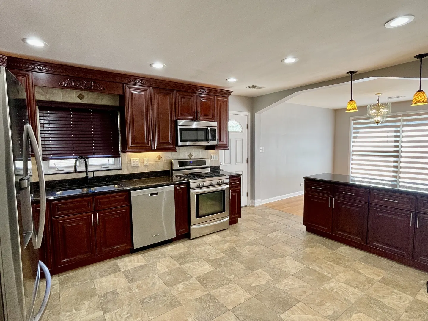 3942 W Fitch Avenue IL