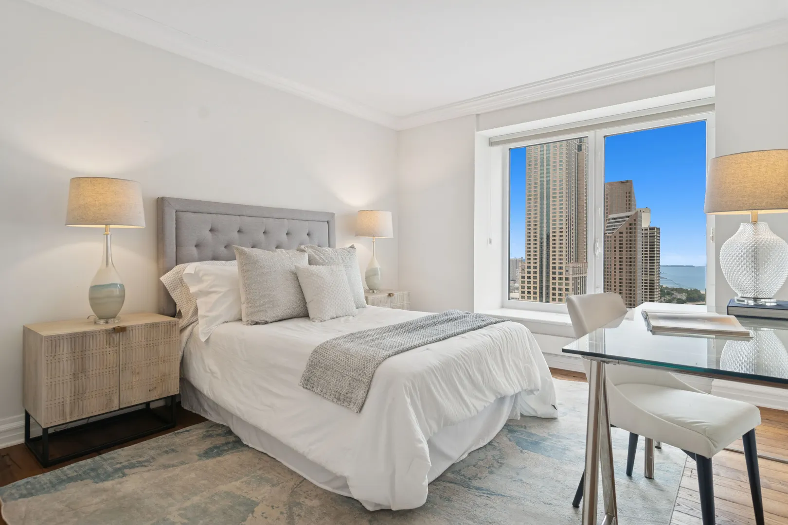 161 E Chicago Avenue 34F IL
