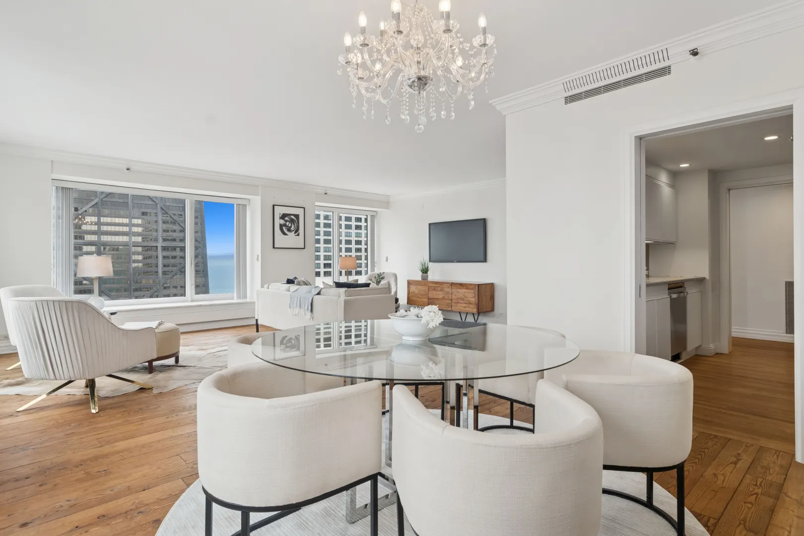 161 E Chicago Avenue 34F IL